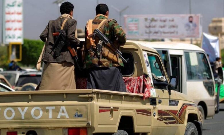 الضالع.. مليشيا الحوثي تهدم منازل مواطنين في “دمت” 