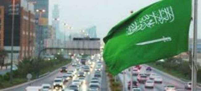 لاول مرة .. السعودية تصدر قراراً هاماً وغير مسبوق للاطاحة بـ 100 منور وإمام ومرشد وخطيب في مختلف مساجد مكة