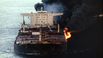 عاجل : السعودية تعلن رسمياً عن إعتداء إرهابي على سفينة لنقل الوقود في جدة وتكشف التفاصيل