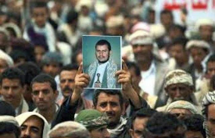 ابتزاز وفضائح جنسية تفجر خلافات بين قيادات مليشيات الحوثي