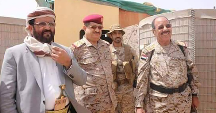 ورد الان  : 12  مديرية في مأرب تحت سيطرت مليشيا الحوثي  .. والجنرال الأحمر  يجرى اتصالاً طارئاً للعرادة .. وهذا ما قاله للأخير 