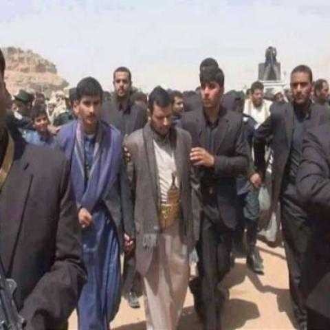 اخر المستجدات العاجلة  : زعيم المتمردين عبدالملك الحوثي في صدمة بعد مقتل حارسه الشخصي ( الاسم )