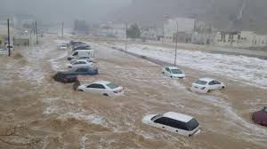 تسجيل أول حالة وفاة جراء الفيضانات والسيول الجارفة في المكلا بحضرموت