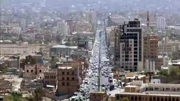 الحوثيون يعلنون حالة الطوارئ في مختلف أرجاء العاصمة صنعاء 