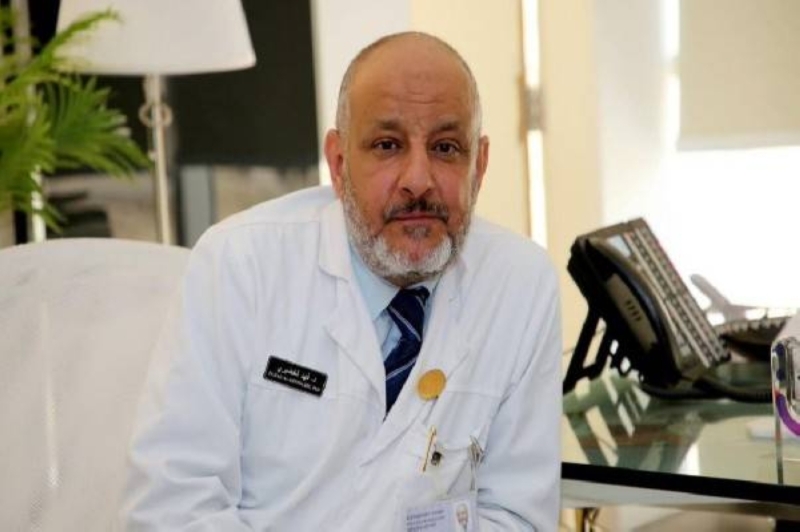 هل أكل حشرة الجراد مفيد لعلاج الأمراض؟.. طبيب سعودي يكشف مفاجئة ويحسم الجدل