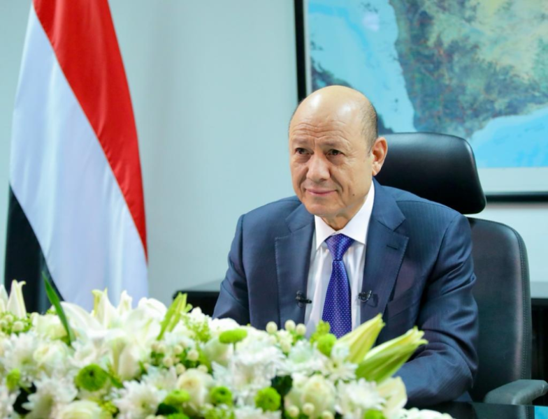 الرئيس العليمي يوجه اتهامات صريحة وخطيرة لدول عظمى منعت تقدم الشرعية وتواطئت مع الحوثيين