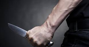 عريس يمني يقتل زوجته طعناً حتى الموت في ليلة الدخلة