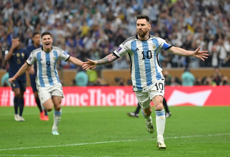 نتيجة الشوط الأول لنهائي كأس العالم 2022 فرنسا والأرجنتين قبل لحظات