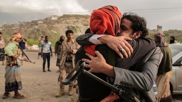 عاجل: بعد (ست سنوات) من الحرب والإعتقال إنفراجه قريبة لإنهاء هذه المعاناة .. خلال 24 ساعة تحت إشراف دولية رفيع المستوى 
