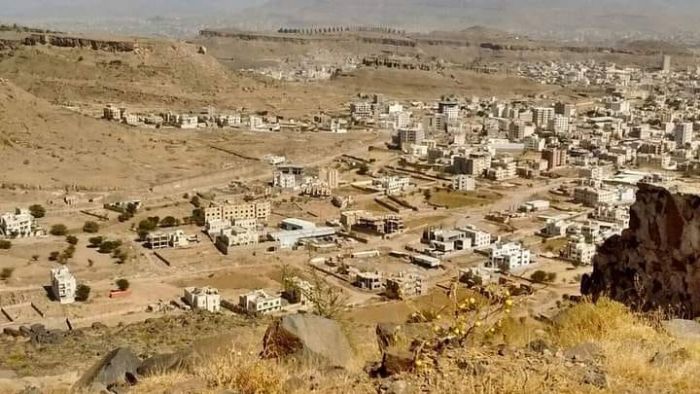 سطو حوثي جديد على أراضي المواطنين غربي صنعاء 