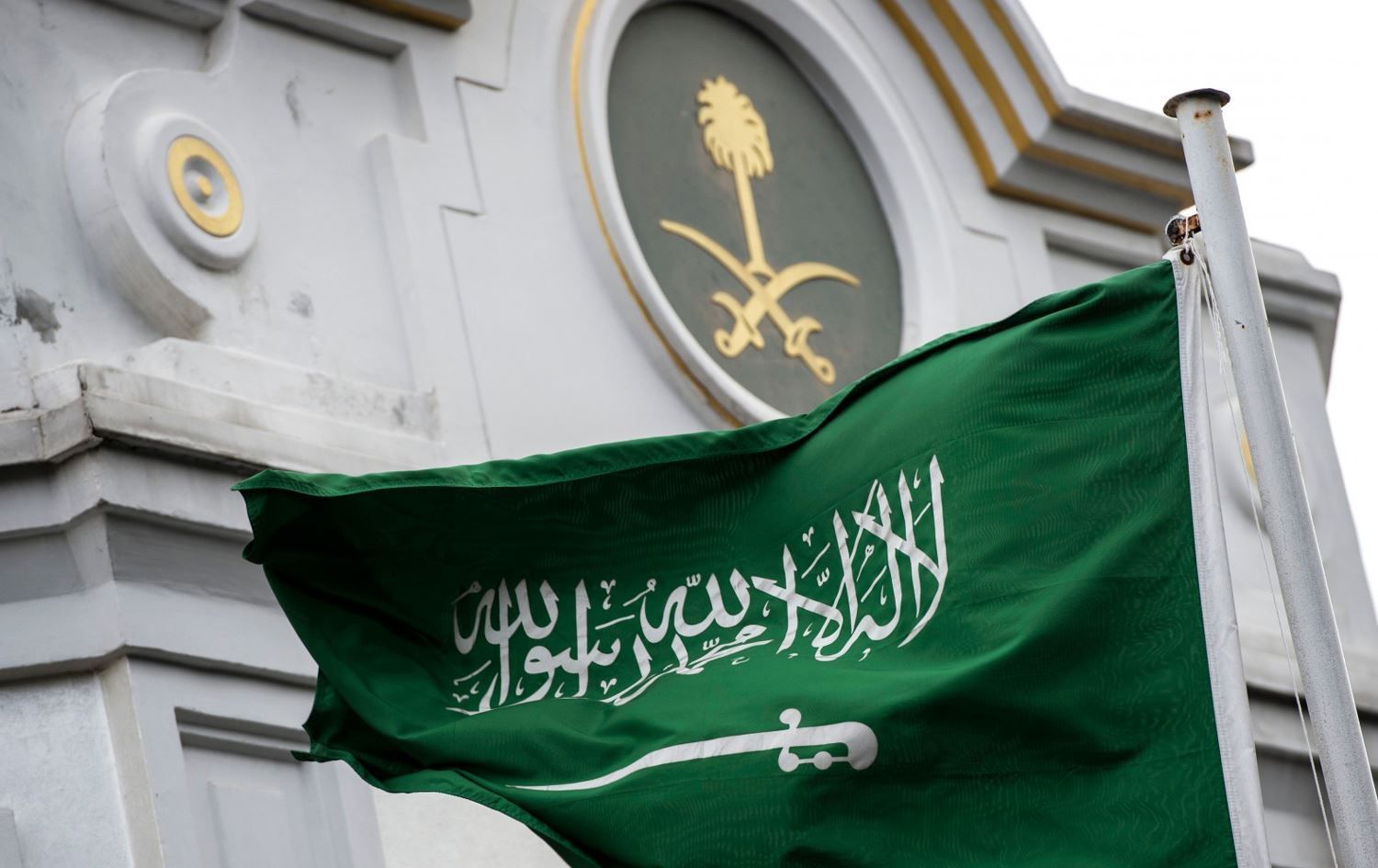 سعودي رفض الصلاة قبل تنفيذ القصاص علية.. وكانت الصدمة بعد قطع رقبتة