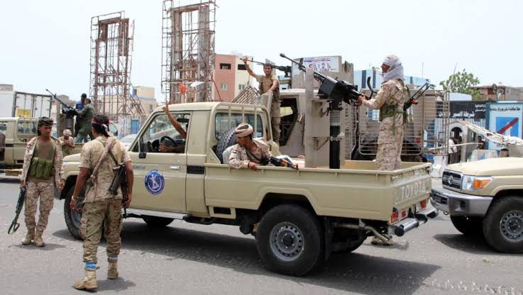 الانتقالي يفاجئ السعودية وكل الدول الراعية بنسف جميع بنود إتفاق الرياض وإعلان عدم دخول قوات شرعية ومنعها من ممارسة مهامها في عدن