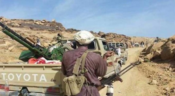 وساطة قبلية تنجح بفتح الطريق أمام آلاف المحتجزين في نقاط الحوثيين وسط اليمن