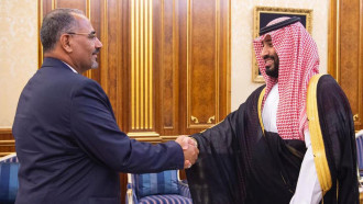 مستشار رئاسي يكشف عن فرض " الإنتقالي" اشتراطاته على " الشرعية " عبر اتفاق " الريتز" الجديد بالرياض ! (تفاصيل)