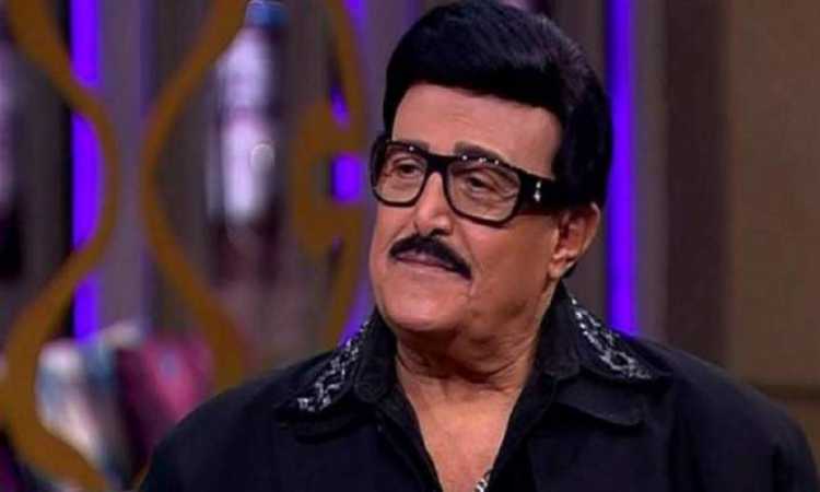 دخول الفنان المصري الشهير سمير غانم حالة حرجة بعد تعرضه لأزمة صحية مفاجئة 