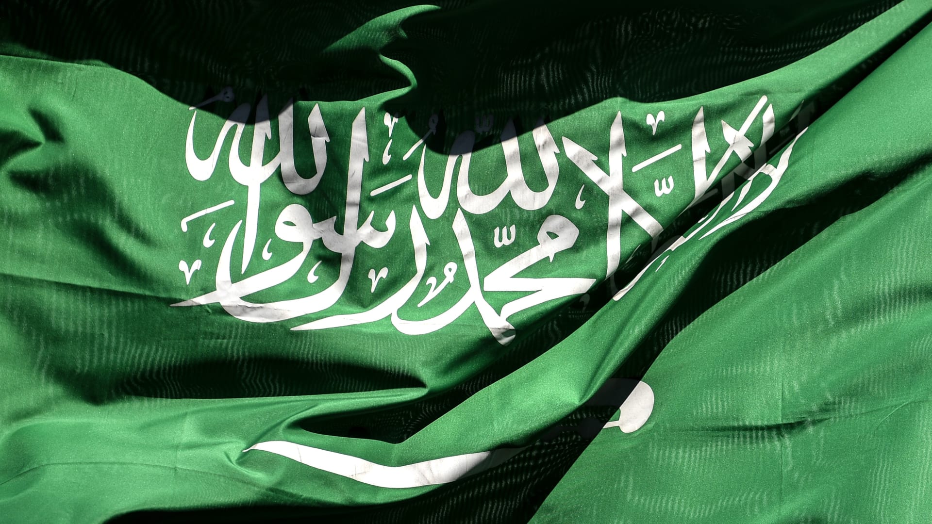 قانون سعودي جديد يُعفي الزوج من الانفاق على هذه الزوجة بالذات.. وأحكام أخرى لا تتوقعها
