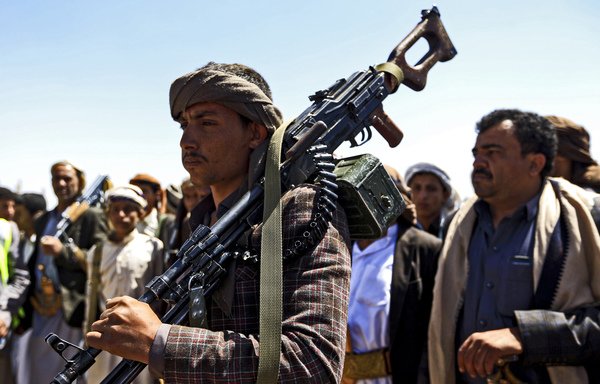 مصادر عسكرية بارزة .. تكشف حقيقة سقوط معسكر ماس بيد الحوثيين في مأرب وبيان مرتقب خلال الساعة القادمة 