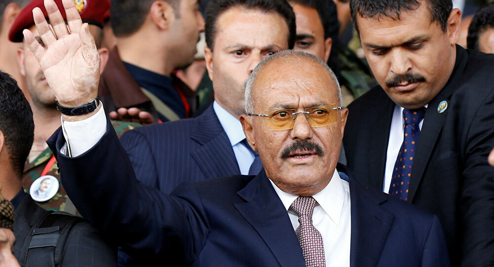 ليس فتحي بن لزرق .. صحفي يمني يعد الأشهر في الساحة يعلن اعتذاره بحق الرئيس الراحل" علي صالح " .. ويصف ساحات الاعتصام بـ 2011 بهذا الوصف الغير متوقع