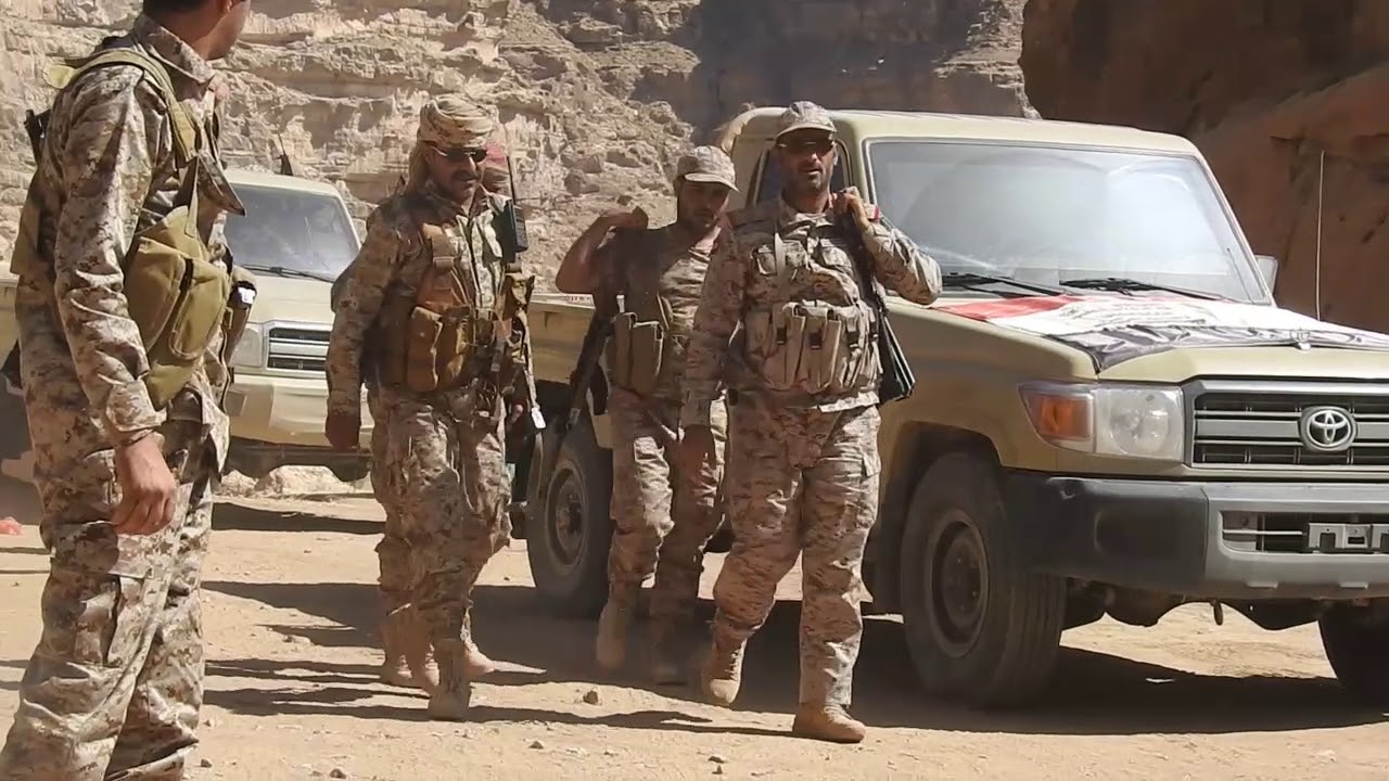 عاجل           : أنباء طارئة عن استقالة الفريق ”صغير بن عزيز”   .. وهذا هو موقف القيادة السياسية والعسكرية منه 