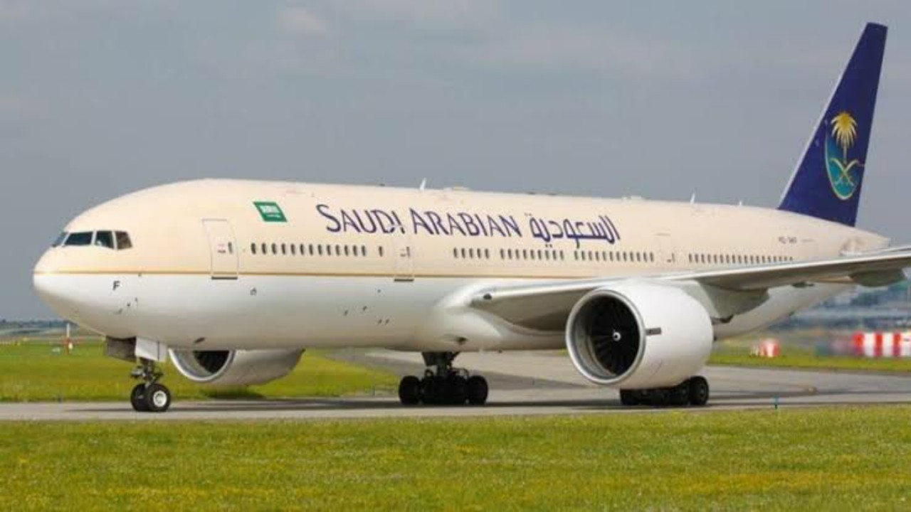  الخطوط السعودية تزف بشرئ سارة للمواطنين والمقيمين بعد تعليق الرحلات الجوية ( تعرف عليها )