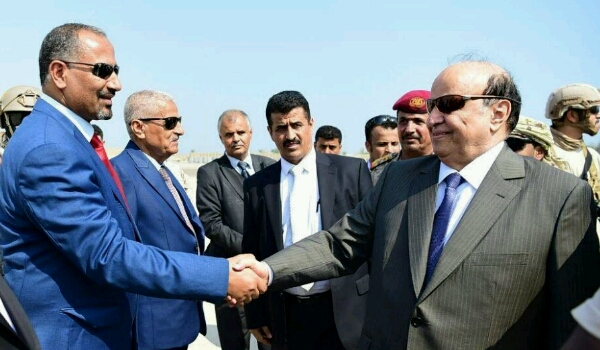  أول اتفاق بين الرئيس " هادي" و"الزبيدي" على موعد اعلان التشكيلة الحكومية الجديدة والرئيس يتمسك بمرشحية لتقلد الحقائب السيادية