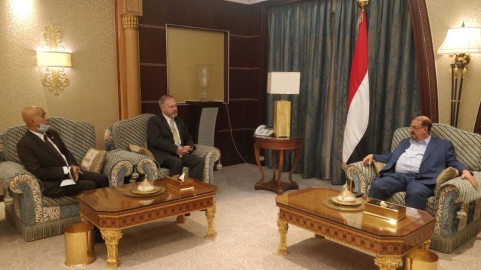 " واشنطن " تفاجأ السعودية والإمارات وتعترض " اتفاق الريتز" الجديد والبديل لاتفاق الرياض وتكشف عن تحركات لوقف الحرب باليمن !