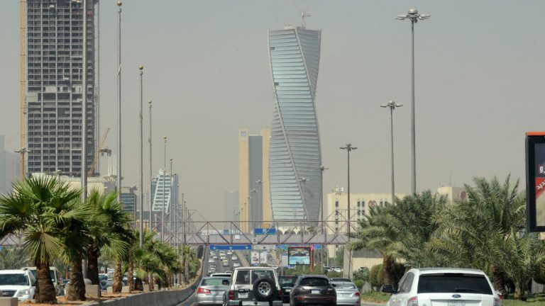 أول بيان عاجل من "إدارة بايدن" بشأن السعودية بعد حادثة خطيرة هزت الرياض