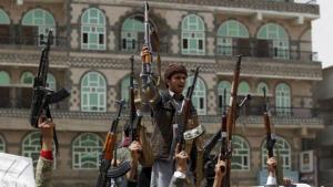 قيادات حوثية تأكل بعضها في صنعاء.. ومصدر يكشف الأسباب 