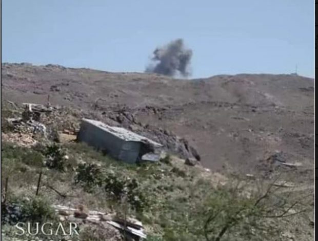 الحوثيين يفاوضون قوات الأماجد والعمالقة على تسليم هذه الجبهة الكبيرة بعد خسارتهم الفادحة والمفاجأة في الرد الذي وصلهم