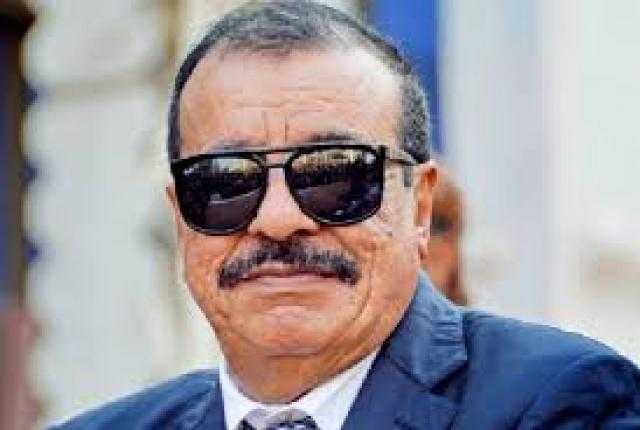 ”بن بريك” يغادر عدن إلى جمهورية مصر العربية.. وناشطون يصفون مغادرته بالرحلة الأخيرة