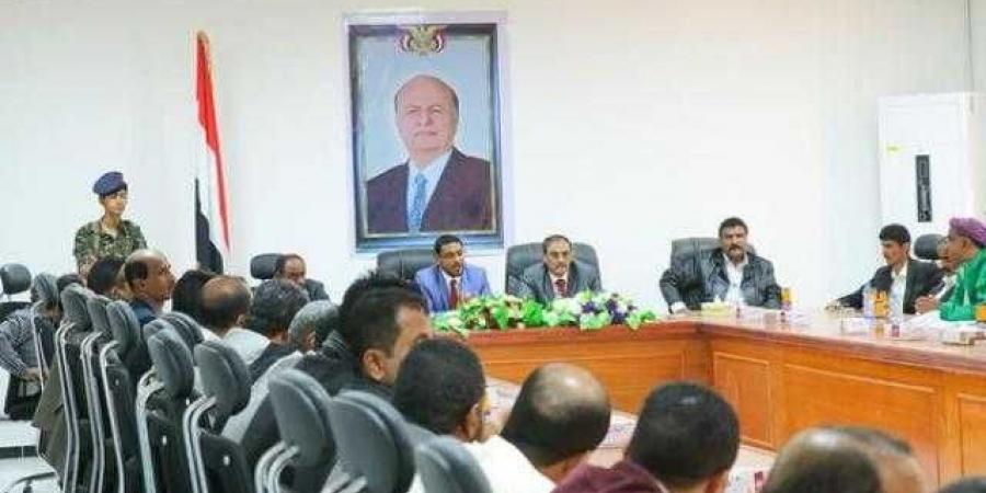  محافظ شبوة يوجه صفعة مدوية للامارات ويذهل محافظي المحافظات الأخرى