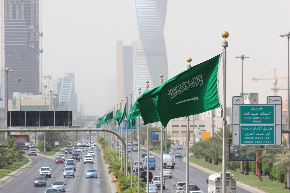 السعودية تعلن خبر سار للوافدين بشأن إصدار تأشيرة مجانية للجميع في هذه الحالة!! 
