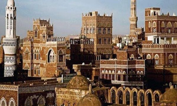 بين مضايقات الحوثيين وإصرار المواطنين على أدائها..هكذا باتت صلاة التراويح في صنعاء