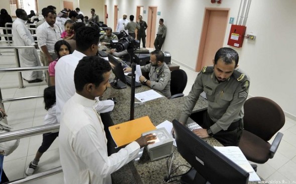 عقوبات جديدة من الجوازات السعودية لمن يرتكب هذه المخالفة في الزيارة العائلية المتعددة