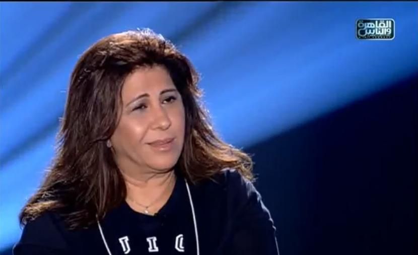 من هو الشخصية السياسية البارزة الذي تنبأت العرافة ليلى عبد اللطيف باغتياله على سلم الطائرة ؟!