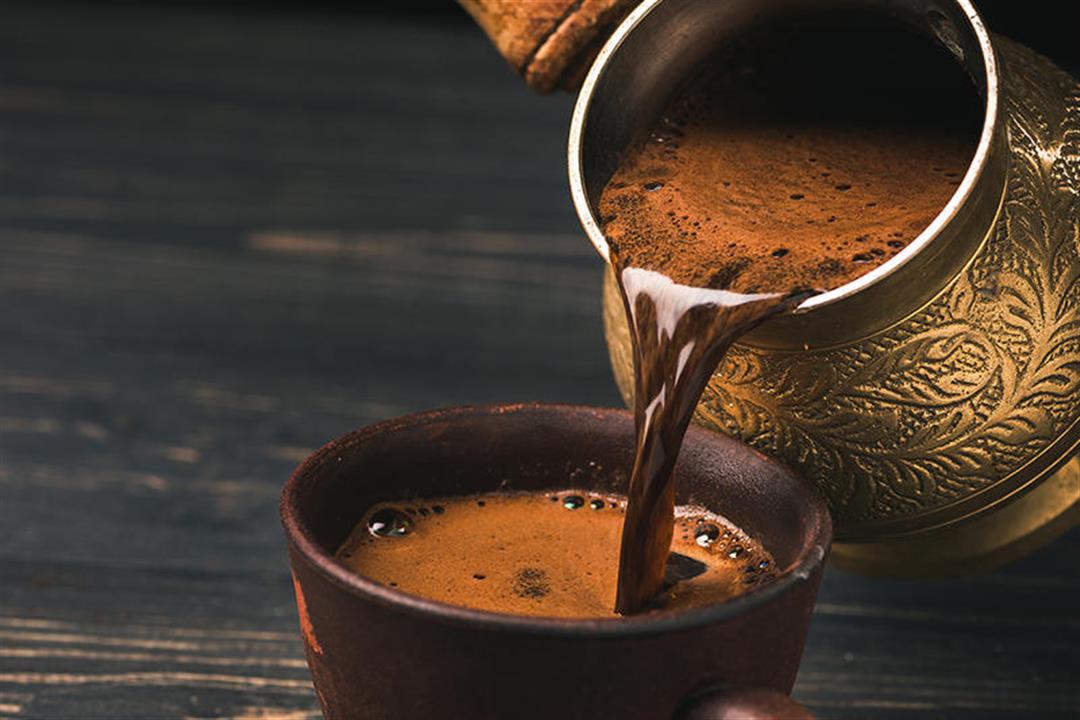 السعودية تمنع استخدام اسم "القهوة العربية" نهائياً .. وهذا هو المسمى الجديد لها في مقاهي المملكة !